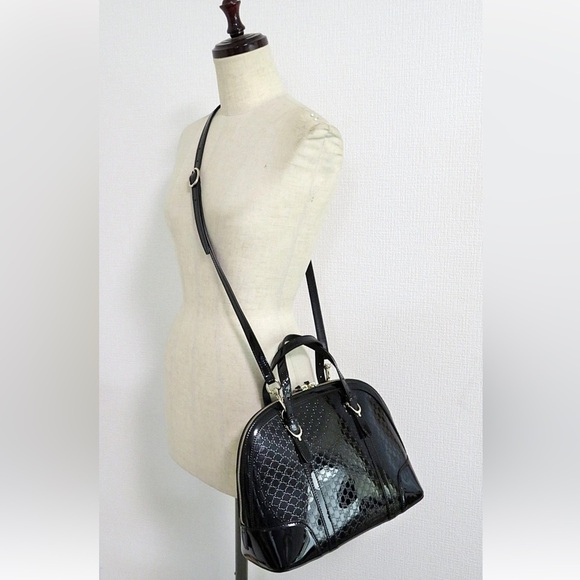 Gucci Black Crossbody Bag - Picture 1 of 16